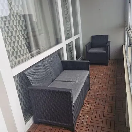 Apartment 3 Avec Wifi Proche Tram Et Aeroport Pensez A Valider Votre Demande De Reservation Via Le Mail Que Vous Recevez Svp Merignac (Gironde)