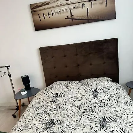 Apartment 3 Avec Wifi Proche Tram Et Aeroport Pensez A Valider Votre Demande De Reservation Via Le Mail Que Vous Recevez Svp Merignac (Gironde)